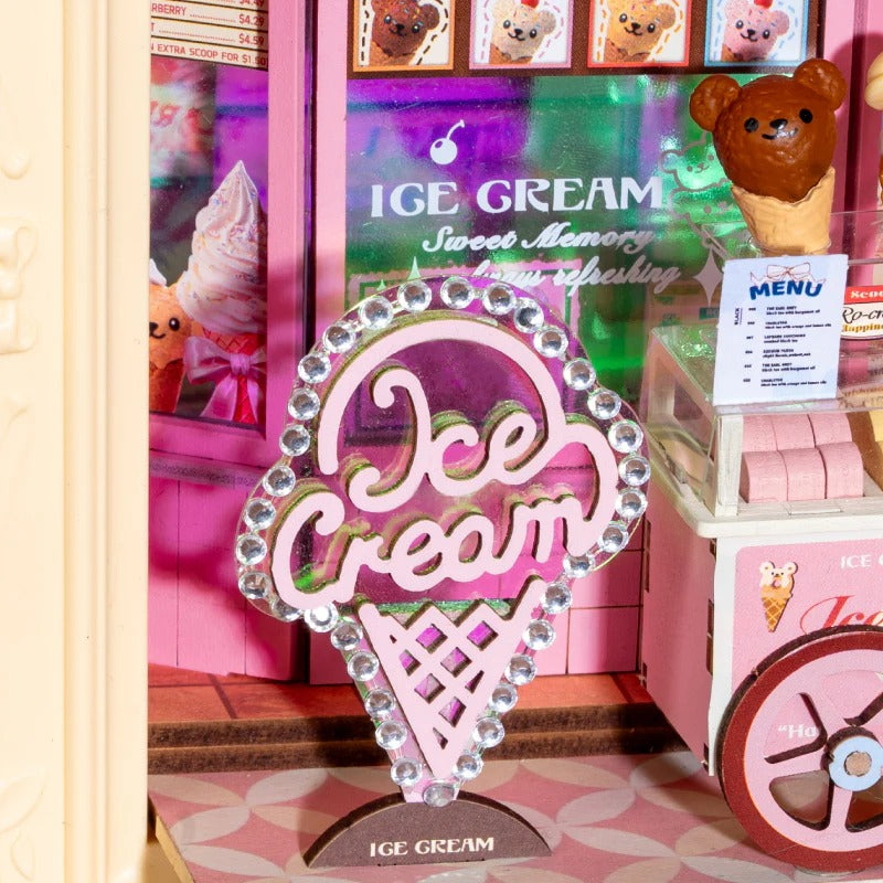 Rolife Sweet Scoopery Ice Cream DP002 LED ice cream sign close-up with sparkling sign detail