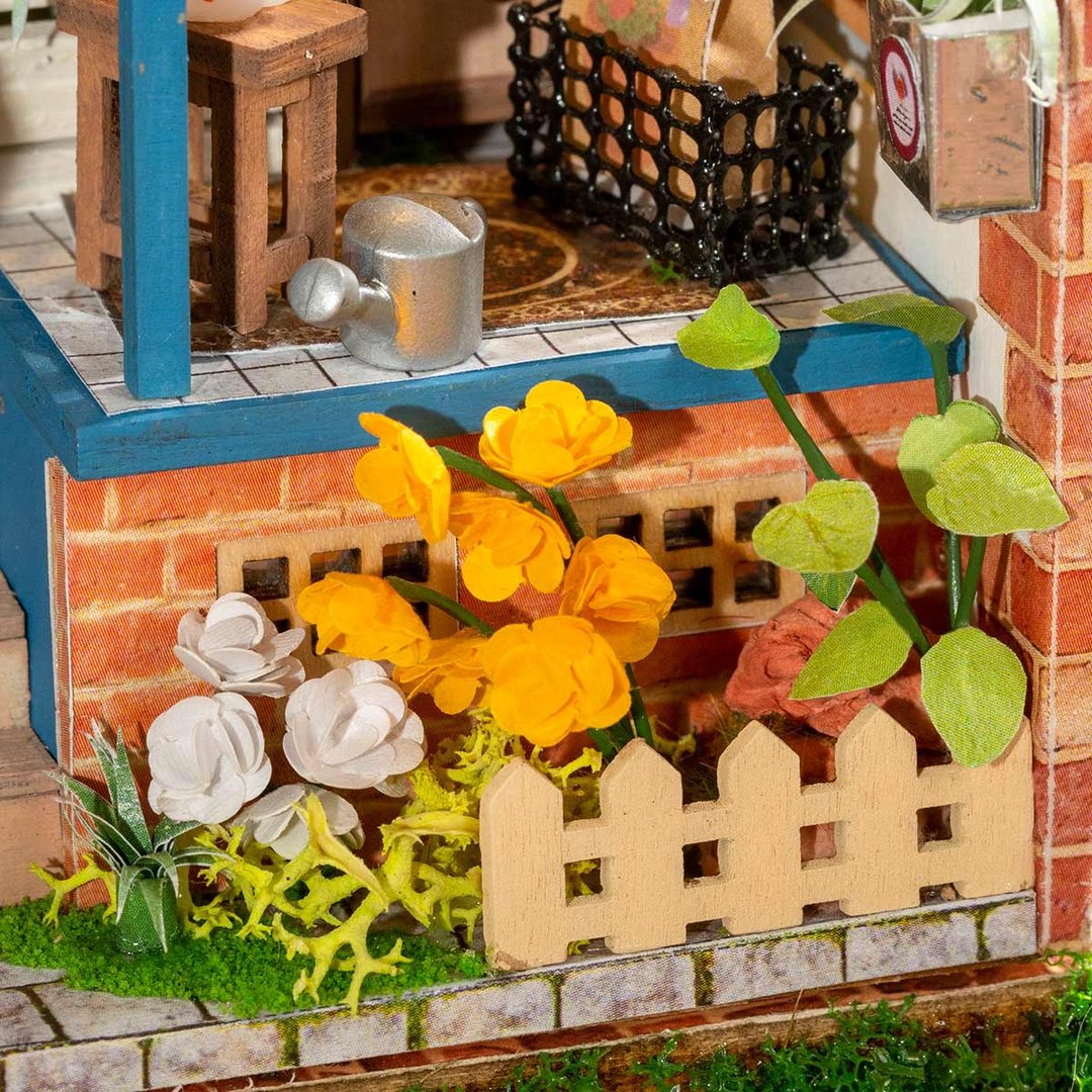 Robotime 3D DIY Wooden Puzzle Dream Yard DIY Miniature Dollhouse DS012