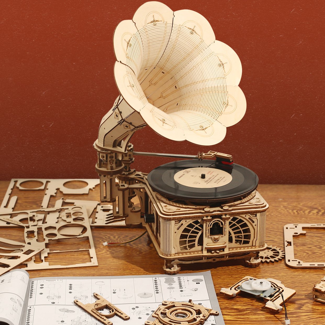 ROBOTIME DIY Crank Classic Gramophone Wooden Model Building Kit Assembly Toy Gift LKB01