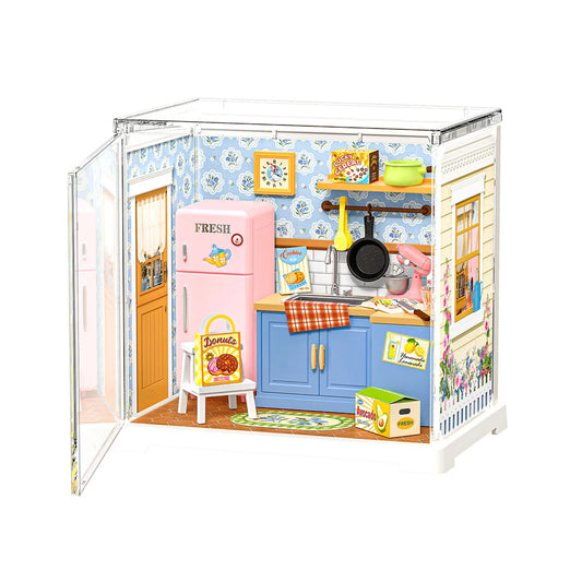 Rolife Homely Baking Kitchen DWS08B DIY miniature house kit with built-in dust cover and open kitchen display.