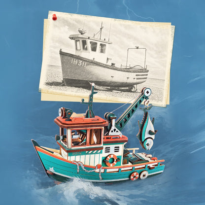ROKR Lucky Trawler MCD08 - boat close-up