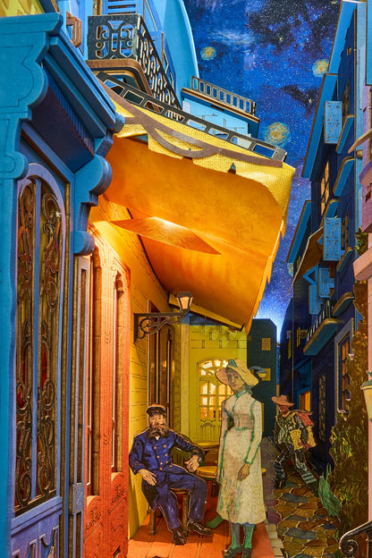 Rolife Starry Night Café TGB25 - yellow cafe awning and street details