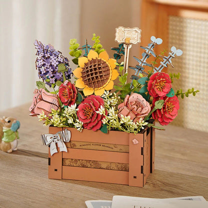 Rowood Wooden Bloom Box TW02H displayed as a home decor floral centrepiece on a tabletop
