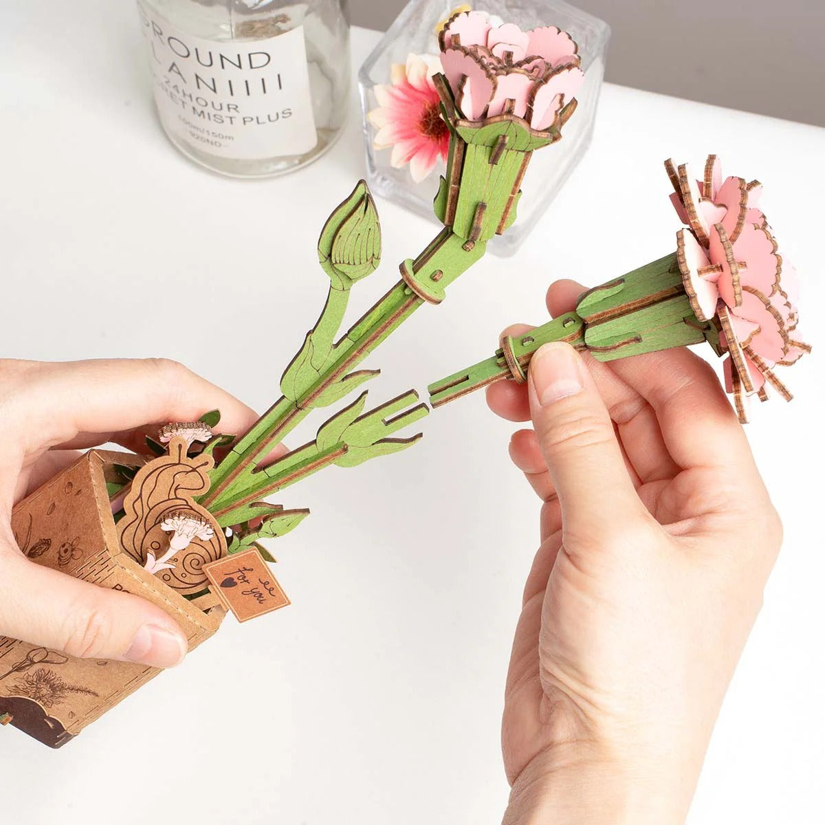 Rowood Pink Carnation TW051 DIY wooden flower puzzle assembly detail with removable flower stem