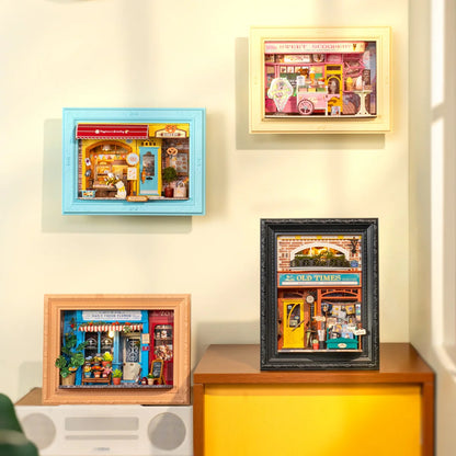 Rolife Sweet Scoopery Ice Cream DP002 wall decor display with other Rolife story frame kits