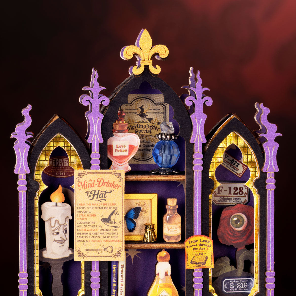 Rolife Rolife Curio Corner DS056 - curio cabinet and decorative objects
