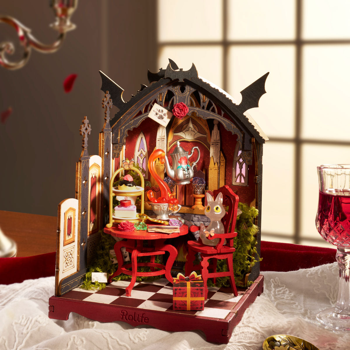 Rolife Rolife Rosa Salon DS055 - red gothic miniature displayed in a room