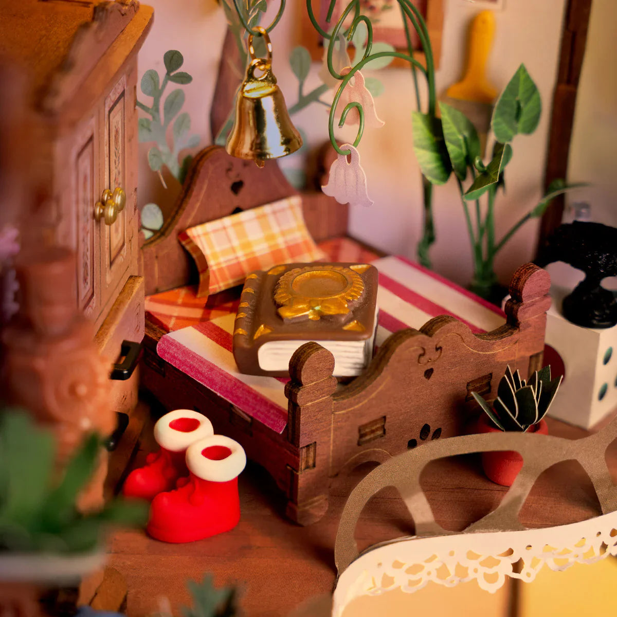 Rolife Fairytale Tree House DIY Miniature House Kit (DG179) | 1:18 Scale