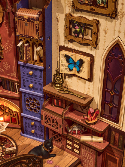 Rolife Magic Fantasy Corner DIY Book Nook Shelf Insert (TGB14) | Touch Light