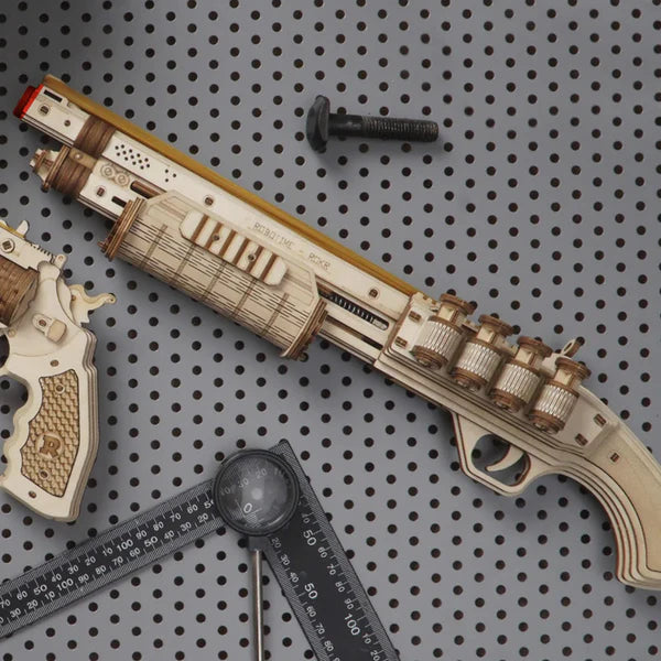 Terminator M870 Justice Guard Gun (LQ501) | Pump-Action Shooter Display
